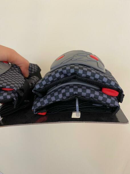 BELL | CPMR padded kid's pad set - black